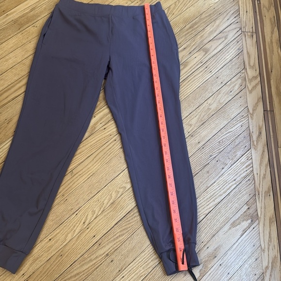 Fabletics Dark Purple Athletic Joggers Women’s M - Picture 2 of 7